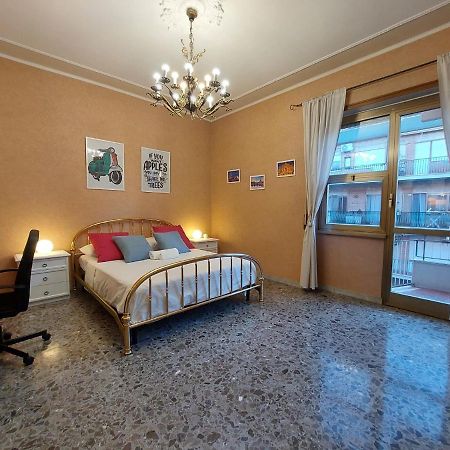 12Min Da Roma Centro Stanza Grande E Luminosa Hotel Ciampino Buitenkant foto
